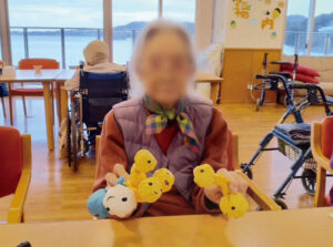 たくさんてるてる坊主を作った入居者さん!